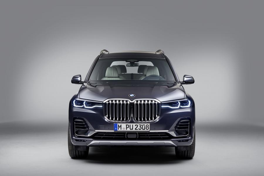  BMW X7 xDrive40i (G07) 2017 года  (WW) (фото 76 из 101)